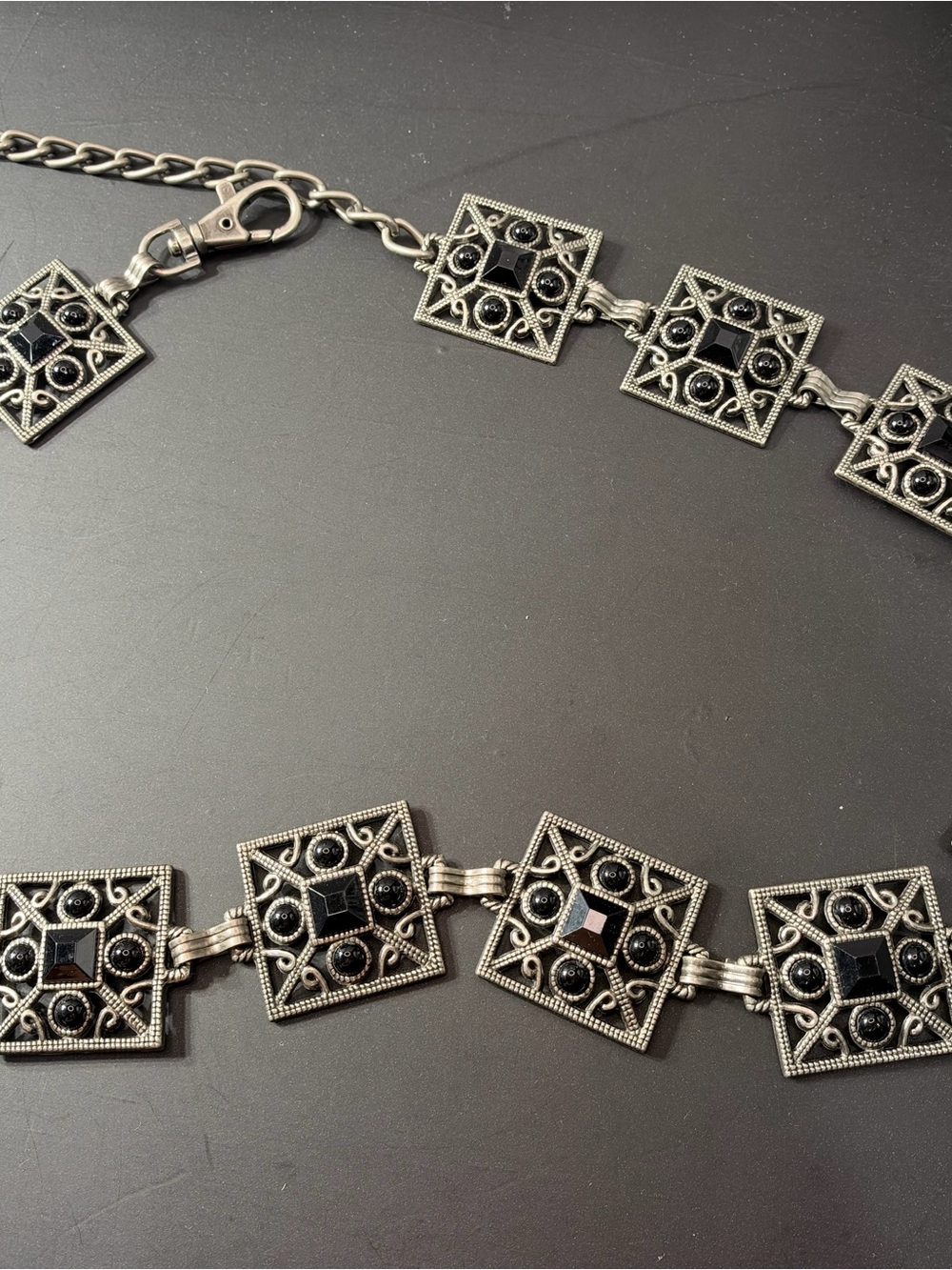 Vintage-Inspired Black Stone Link Necklace